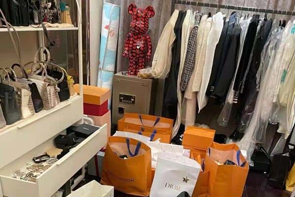 沁源县回收一线品牌衣服